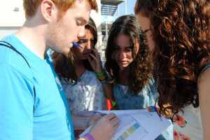 Campamento con familias británicas y clases de inglés