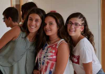 Granja escuela de verano en inglés en Alicante/ histórico de Andy`s Farm Inglaterra en casa