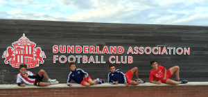 features-image Five Dreams: Vive la experiencia de la Beca Premier League