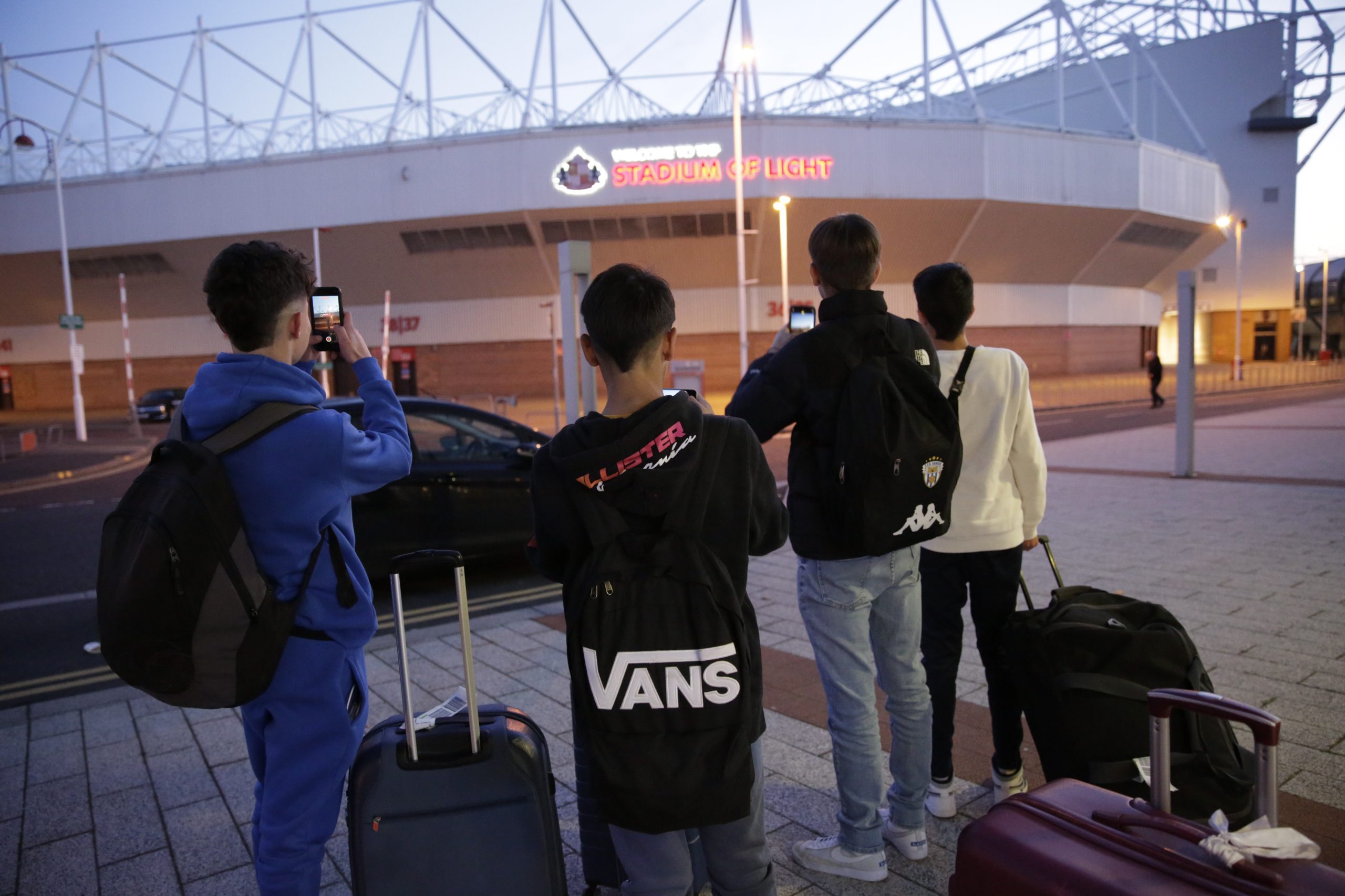 _73A8530 Becas Premier League